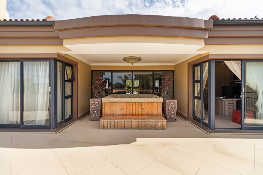 5 Bedroom Property for Sale in Sonstraal Heights Western Cape